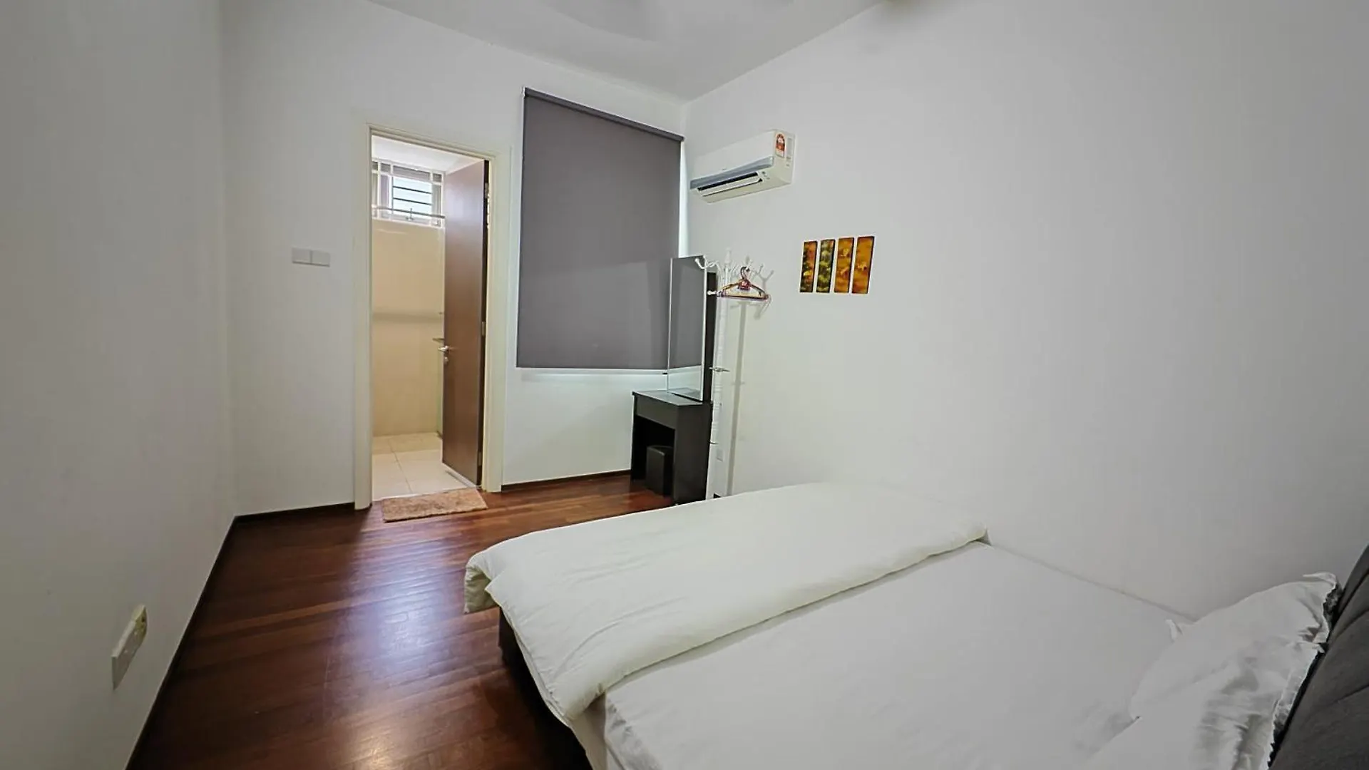 162 Home4Stay Deluxe Big 3Story 6Rooms 20Pax Wedding Usm Arena Bridge Gelugor 0*,  Maleisië